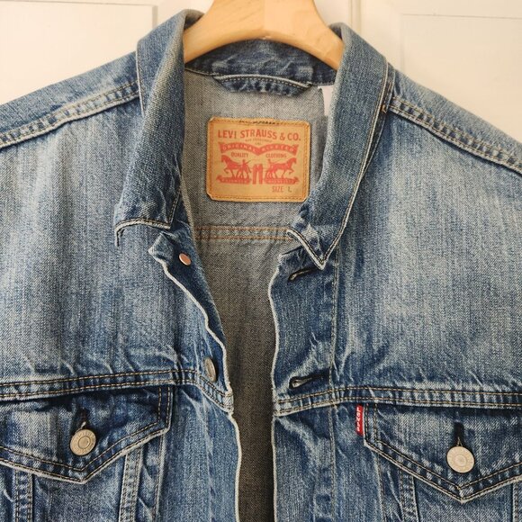 Retro Levi's Strauss Blue Denim Jacket CA00342 Trucker Casual Unisex Large - Picture 3 of 15